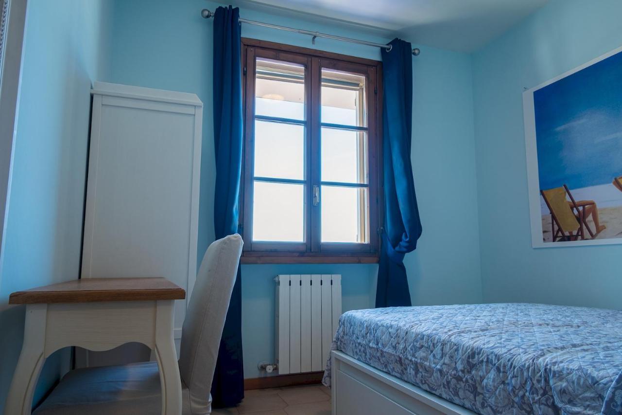 シルミオーネLa Casa Sul Porto - Italian Homingアパートメント エクステリア 写真